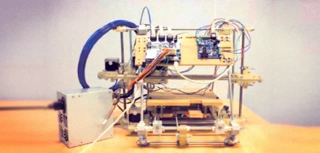 Kto wymyślił drukarkę 3D? Odkryj fascynującą historię wynalazku Kto wymyślił drukarkę 3D? Odkryj fascynującą historię wynalazku