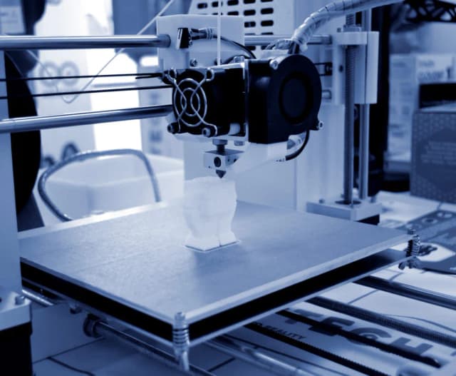 Druk 3D co to? Poznaj kluczowe informacje i zastosowania tej technologii Druk 3D co to? Poznaj kluczowe informacje i zastosowania tej technologii