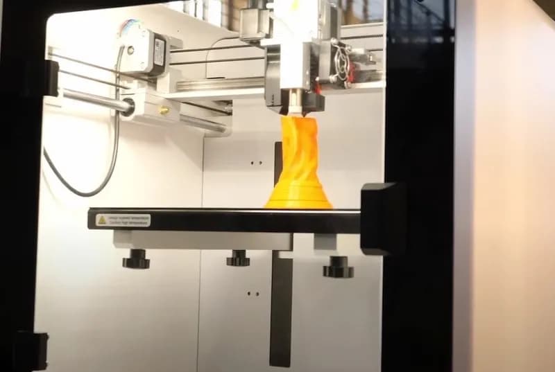 Jak zacząć druk 3D: wybór drukarki i materiałów dla początkujących Jak zacząć druk 3D: wybór drukarki i materiałów dla początkujących